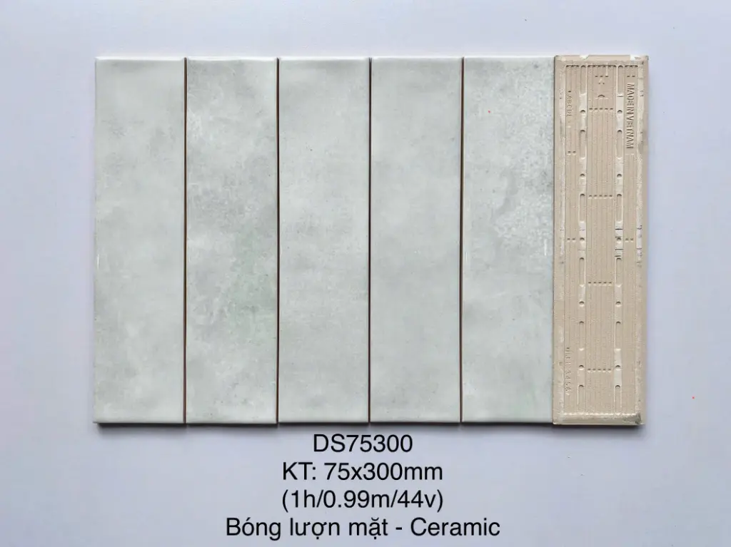 [DSC-DS75300] Gạch thẻ VN, KT 75x300mm, Xương Ceramic mặt bóng lượn mã DS75300/CAA75300 loại ưu (1h/0.99m/44v)