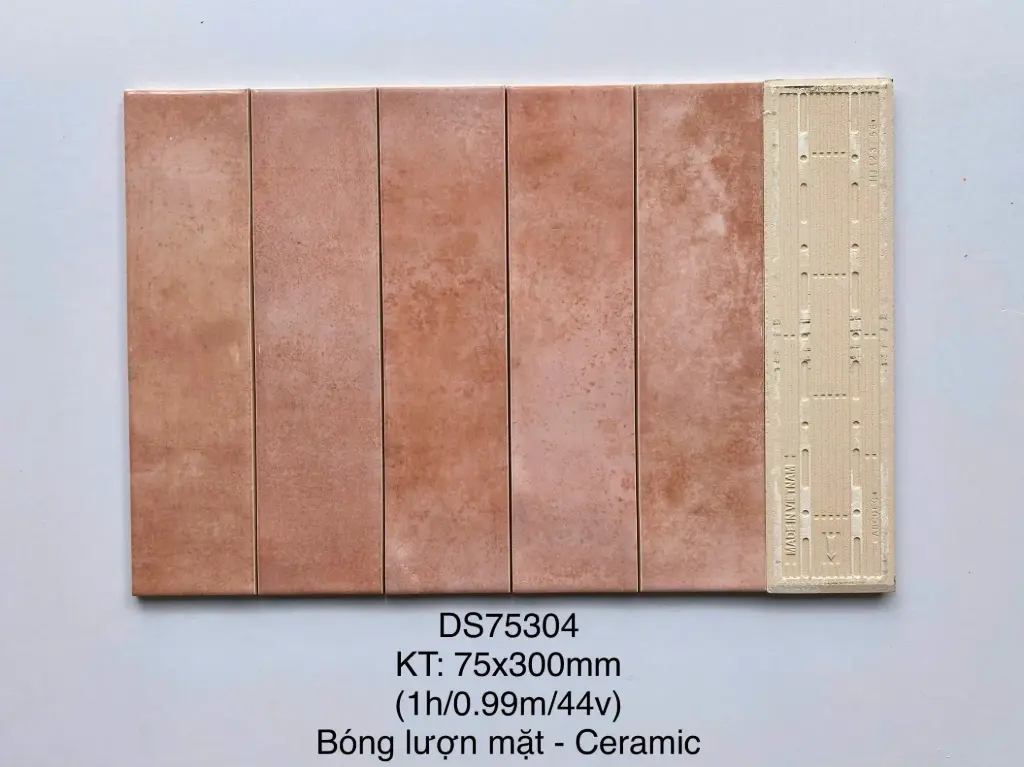 [DSC-DS75304] Gạch thẻ loại ưu, KT 75x300mm, Xương Ceramic mặt bóng lượn mã DS75304/CAA75304 (1h/0.99m/44v)