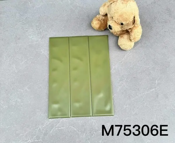[DSC-M75306E] Gạch Thẻ Lượn Mặt Màu Xanh Lá Cây 75x300mm Mã M75306E