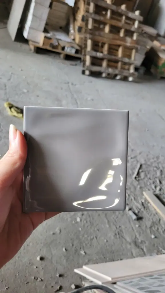 [DSC-FTA0404P_S] Gạch thẻ 100x100mm hàng ưu mã FTA0404P_S