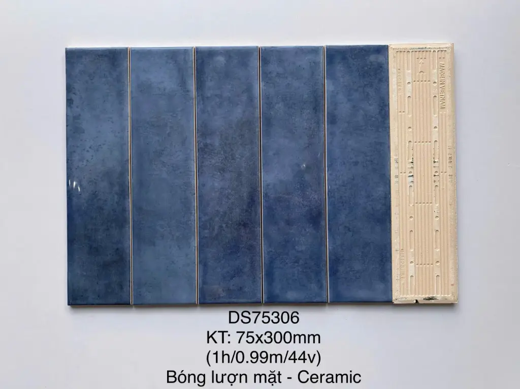 [DSC-DS75306] Gạch thẻ loại ưu, KT 75x300mm, Xương Ceramic mặt bóng lượn mã DS75306/CAA75306 (1h/0.99m/44v)
