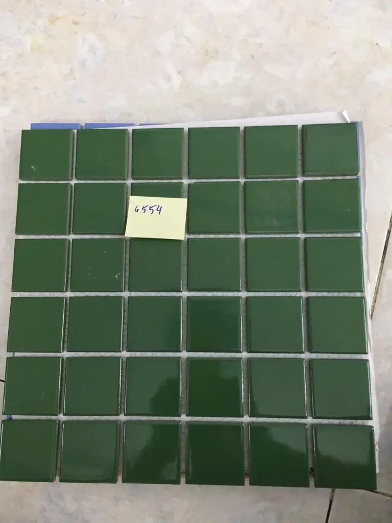 [DSC-G554] Gạch thẻ mosaic vuông xanh Bóng chíp 48x48mm mã G554