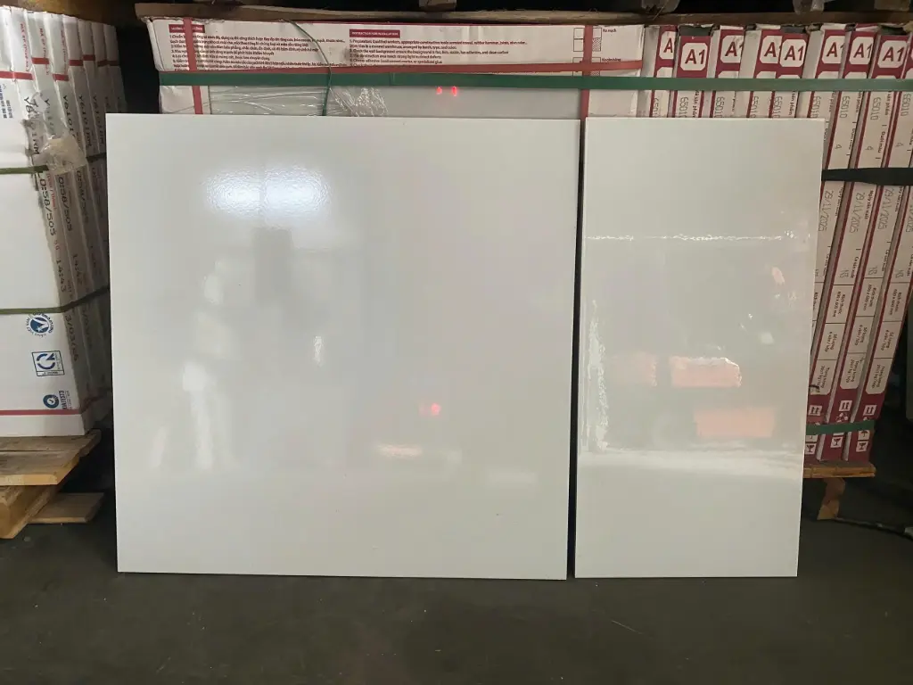 [DSC-8808] Gạch ốp bóng kính trắng trơn TQ KT 400x800mm mã 8808