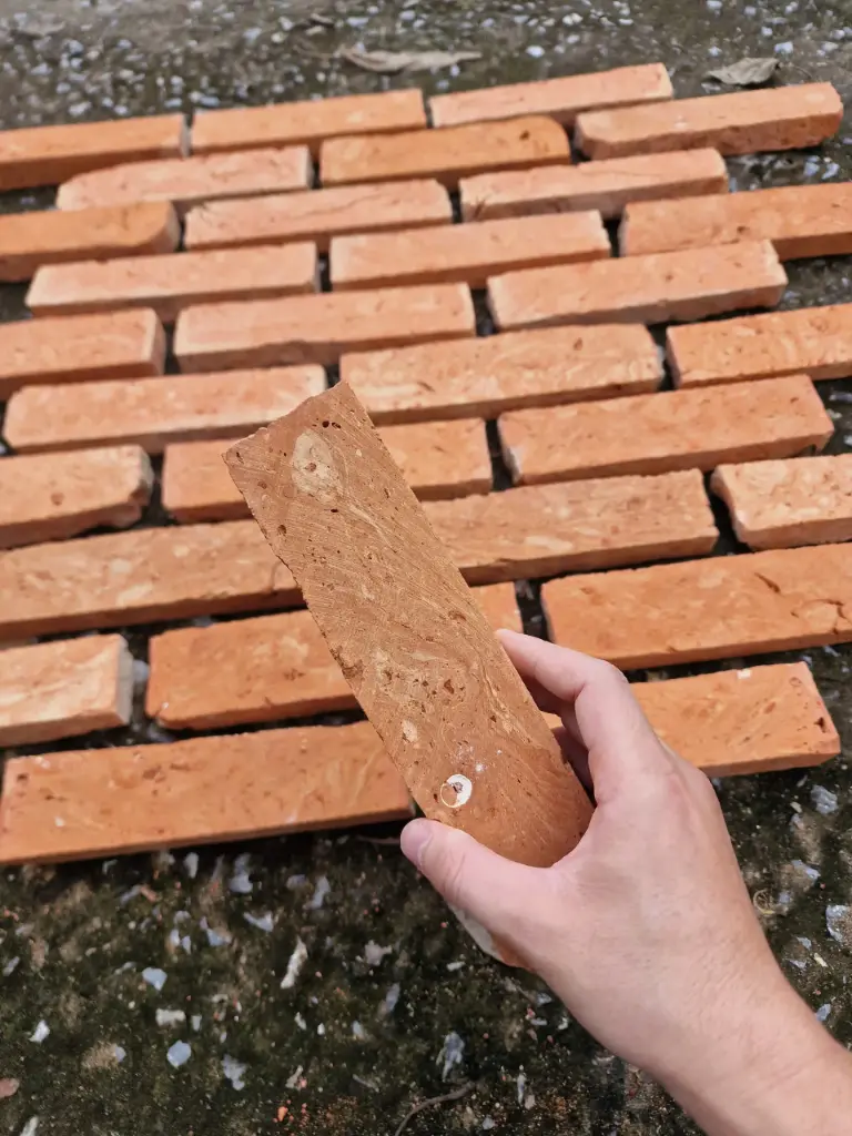 [DSC-568] Gạch cổ KT 5x20cm mã 568