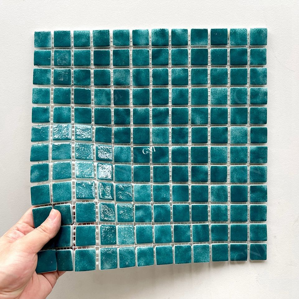 [DSC-2607-97287] Gạch Mosaic Thủy Tinh Bột Màu Xanh GNT KGE010 - 300x300mm
