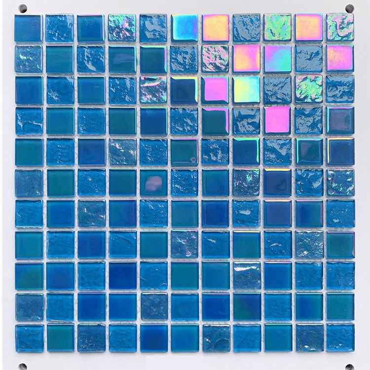 [DSC-2608-59755] Gạch mosaic kính bể bơi ánh cầu vồng óng ánh, tạo không gian hồ bơi ấn tượng
