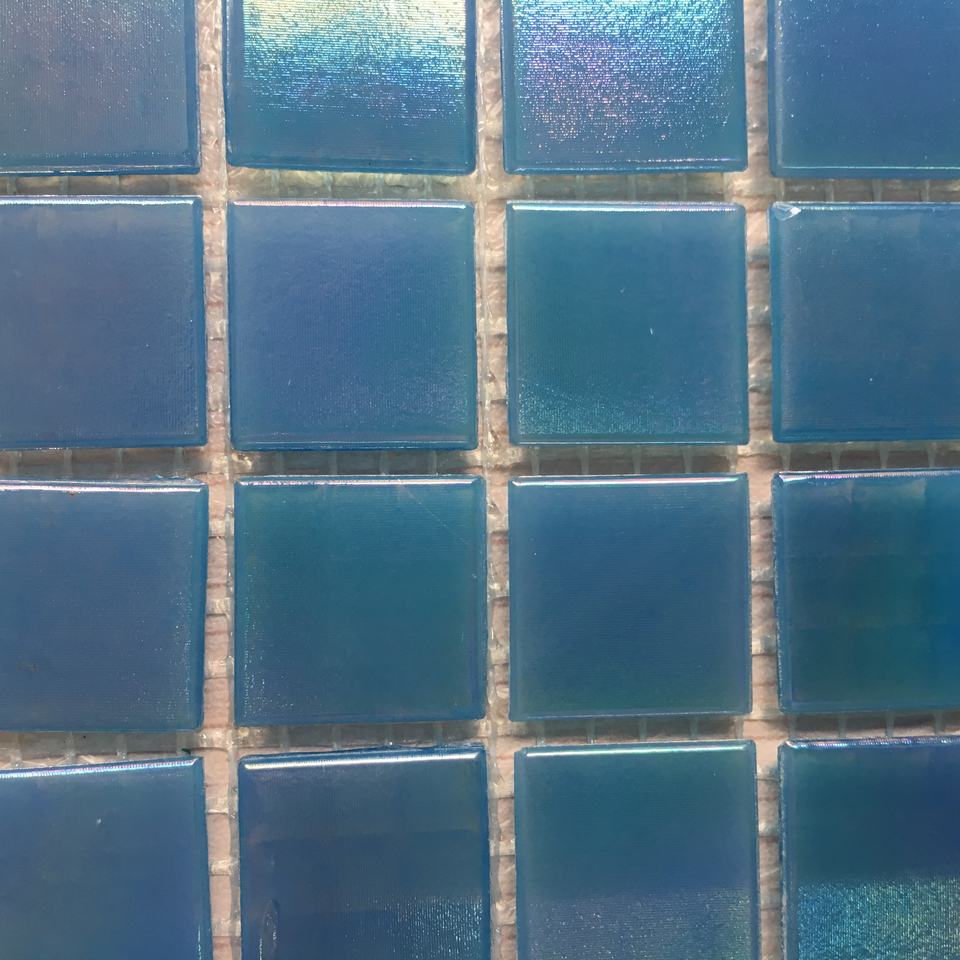 [DSC-2607-23605] Gạch mosaic kính huỳnh quang UROSIA F733 xanh lấp lánh cho hồ bơi