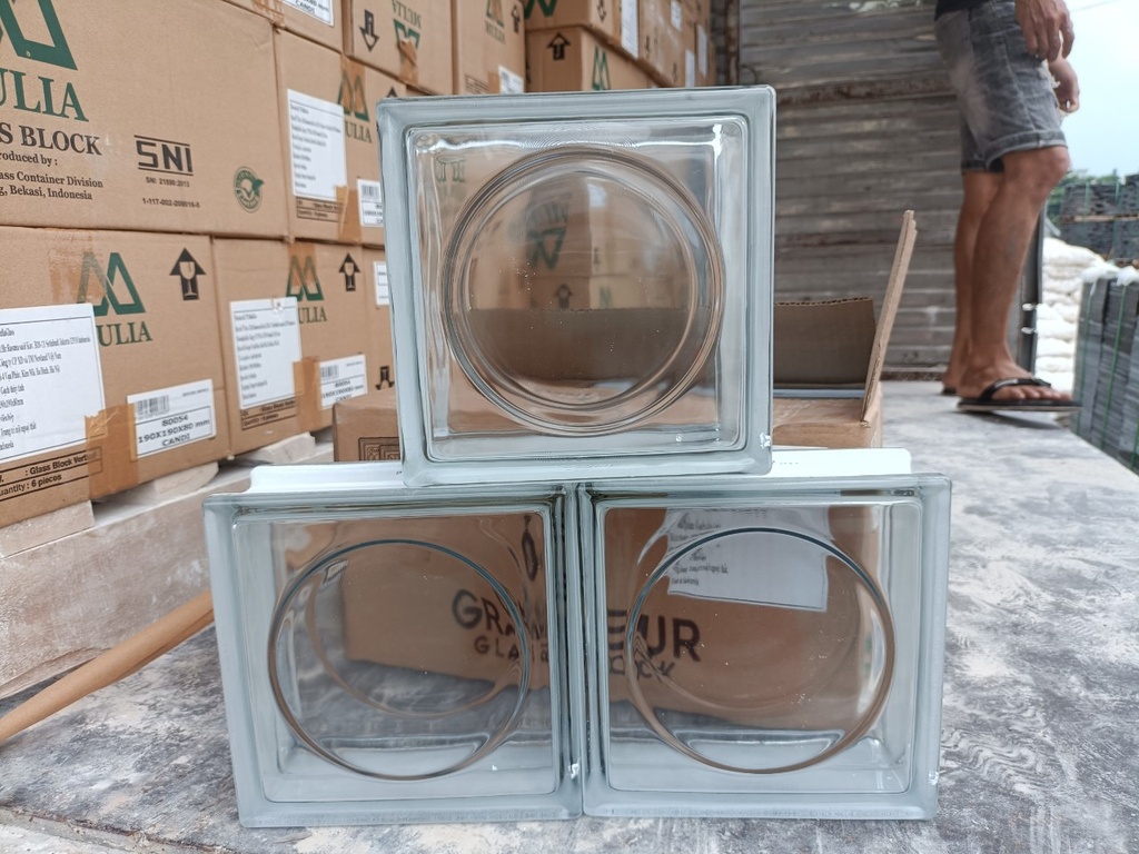 Gạch kính mặt trời 19x19x8cm