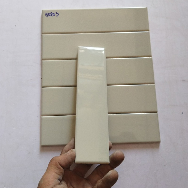 Gạch thẻ cao cấp xám ấm bóng phẳng KT 50x200mm mã PSTA50203 (1h/1m/100v)