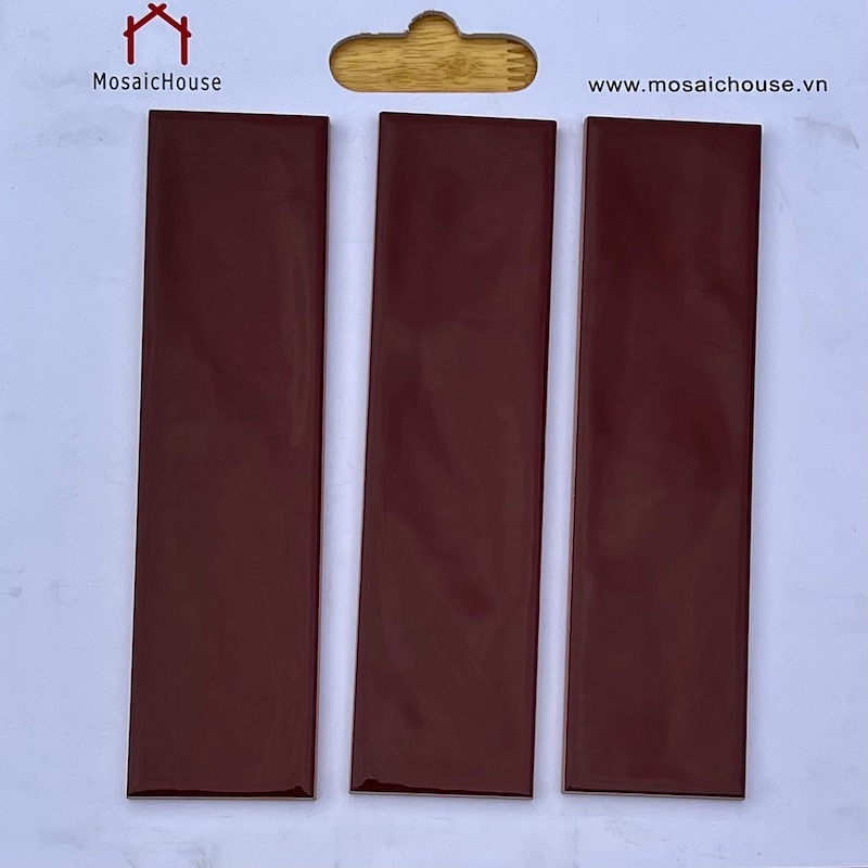 Gạch thẻ lượn mặt KT 68x280mm màu đỏ mã M6817H