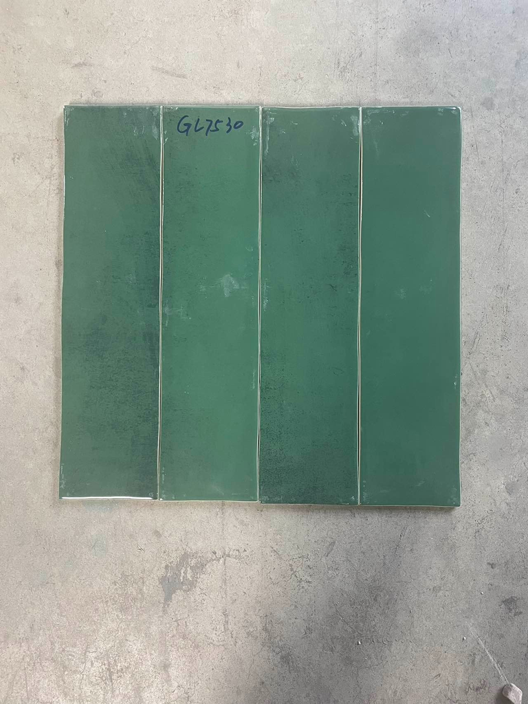 Gạch thẻ xanh 75x300mm GL7530