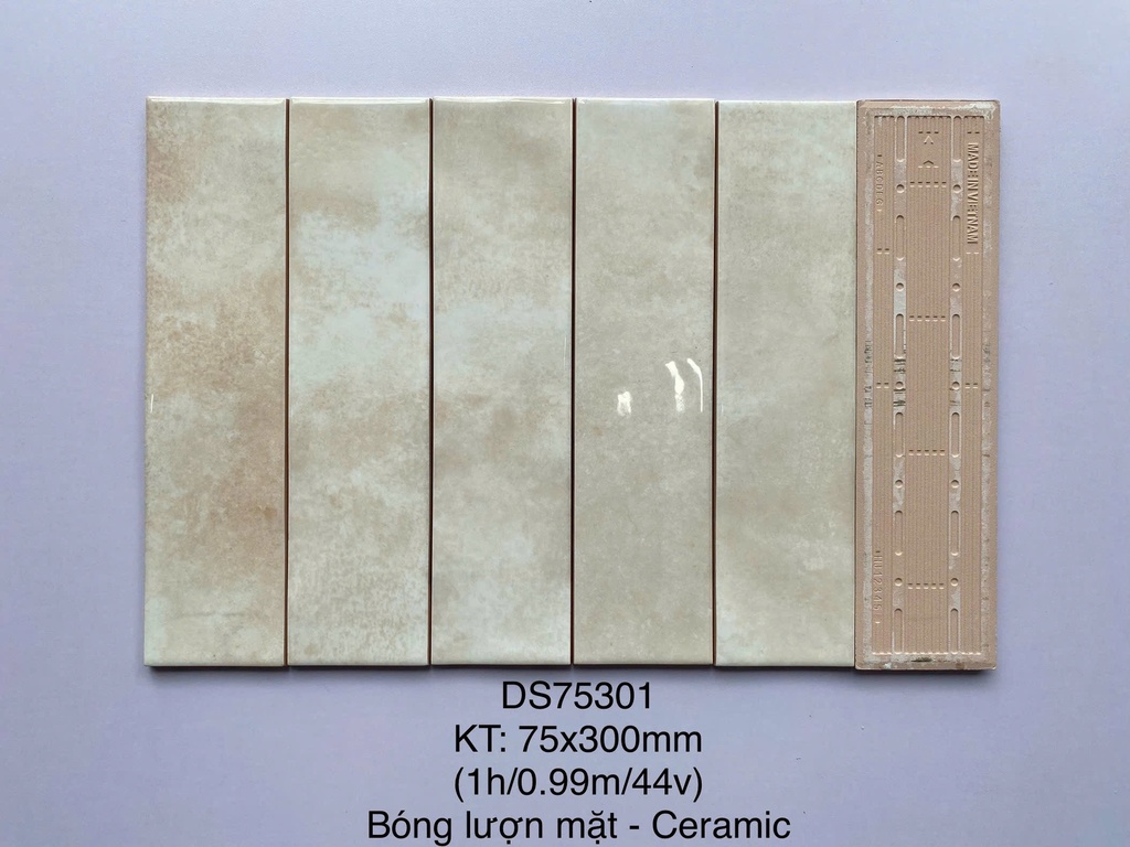 Gạch thẻ loại ưu, KT 75x300mm, Xương Ceramic mặt bóng lượn mã DS75301 (1h/0.99m/44v)