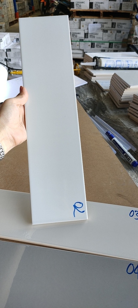 Gạch thẻ Việt Nam xám KT 60x200mm loại 1 mã 0312-1 (STA1302)