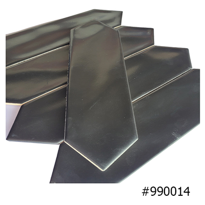 Gạch thẻ mũi tên màu đen mờ 75x300mm loại 1 #990014