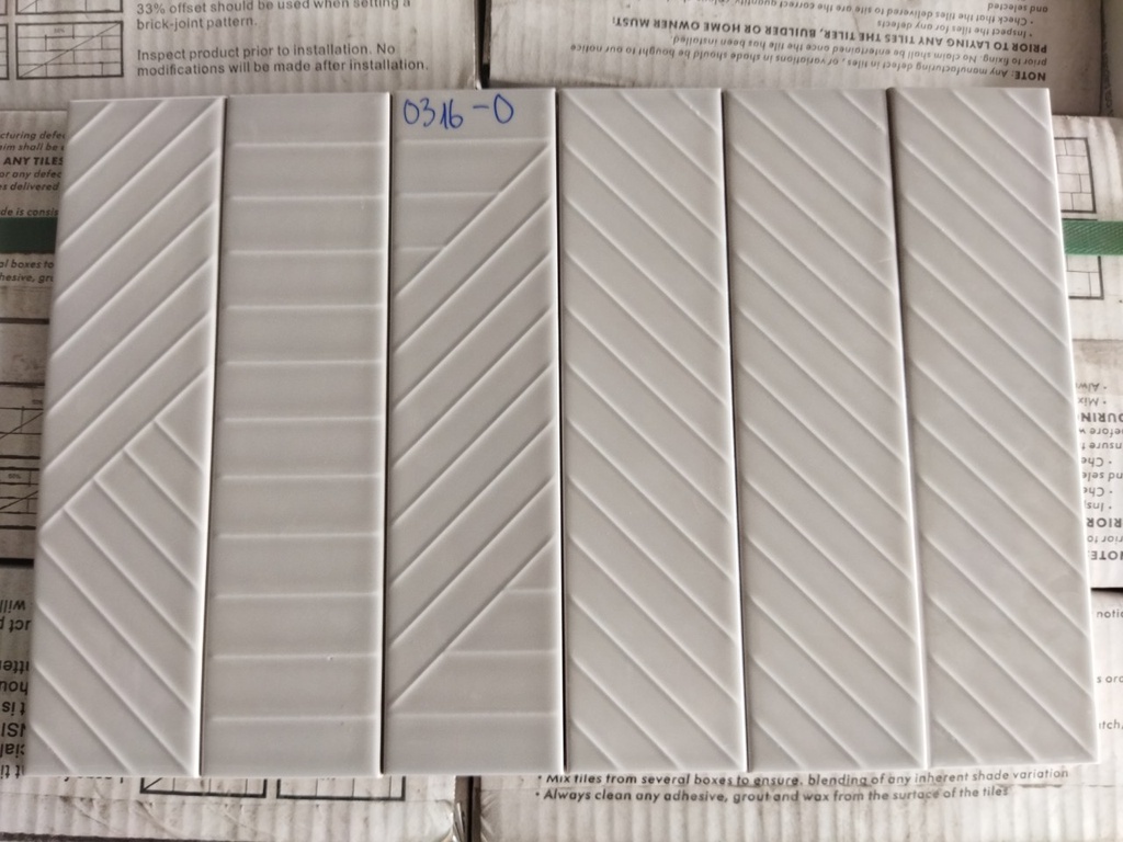 [0316-0] Gạch thẻ 75x300mm VN loại 1 họa tiết xám bóng mã 0316-0