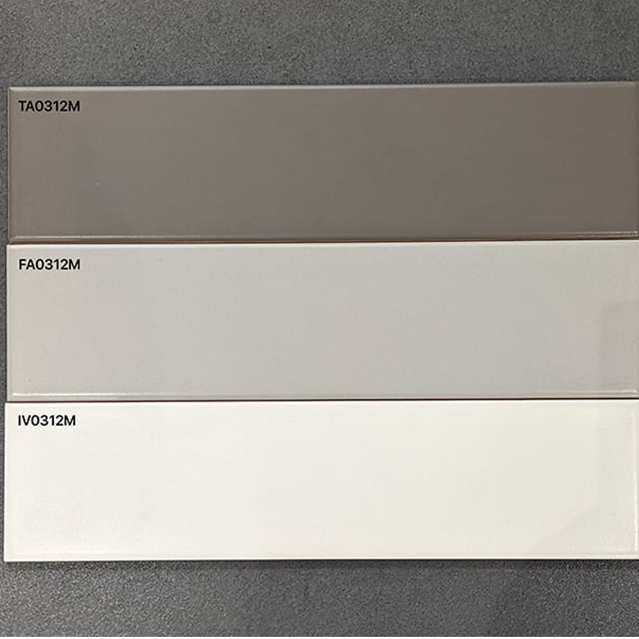 Gạch thẻ VN loại 1 xám nhạt lượn mặt 75x300mm mã TA0312PM
