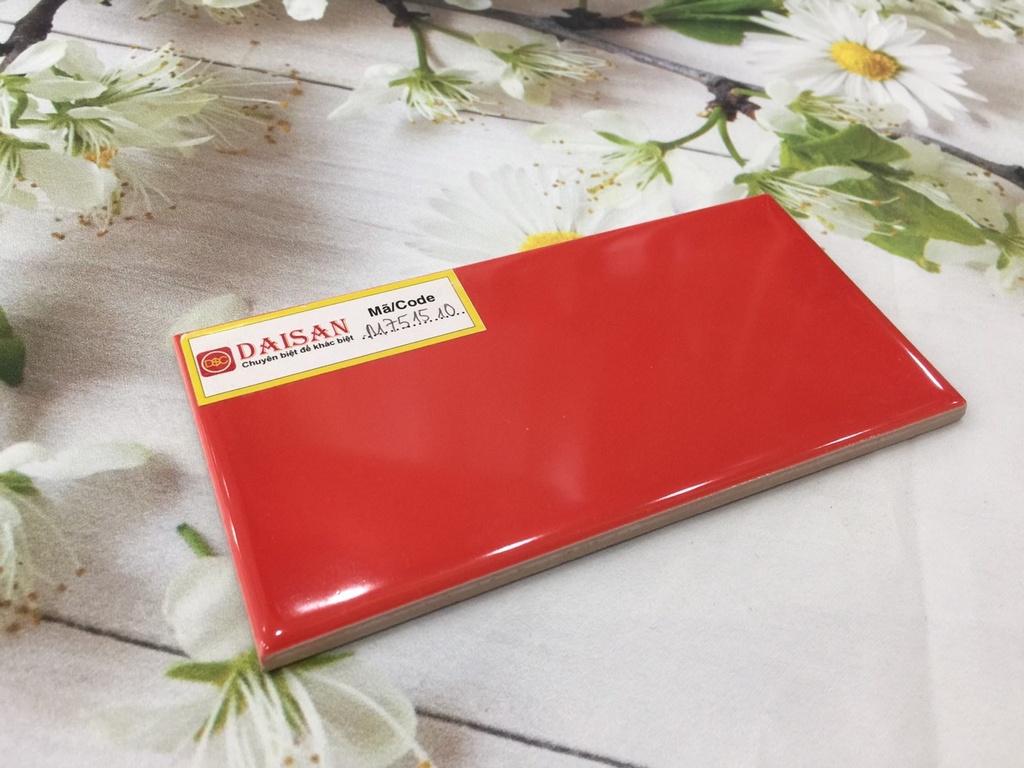 Gạch thẻ đỏ bóng phẳng 75x150 mm