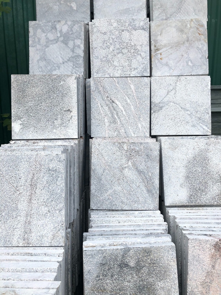 Đá Băm Ghi Sáng 150x150 mm