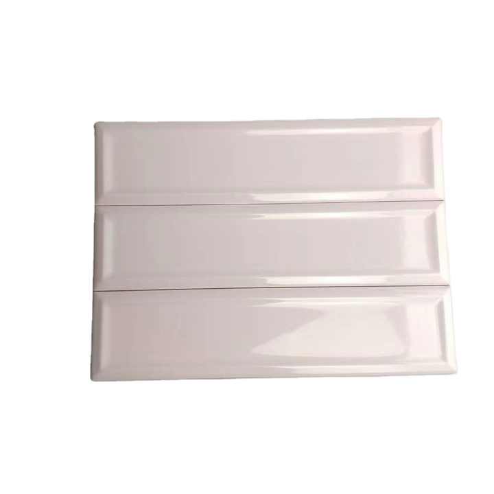 Gạch tàu điện ngầm men xanh 68*280mm bề mặt lõm bóng