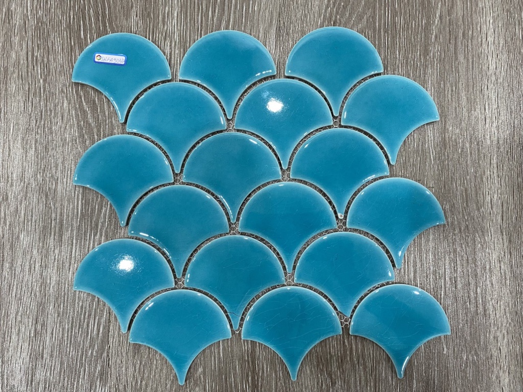 Gạch Mosaic vảy cá 85x95mm SH90147