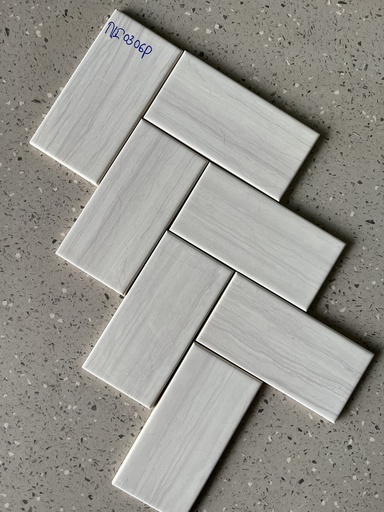 [NI0306P] Gạch thẻ VN loại 1 vân tia xám bóng phẳng 75x150mm NI0306P