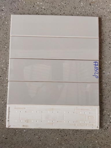 [FFA0312P] Gạch thẻ VN loại 1 xám bóng gợn 75x300mm FFA0312P