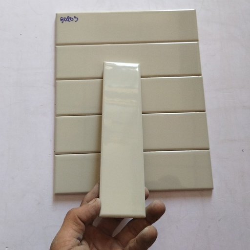 [PSTA50203 (FA0208P)] Gạch thẻ VN cao cấp KT 50x200 mm xám ấm bóng phẳng  mã PSTA50203 (FA0208P) loại ưu