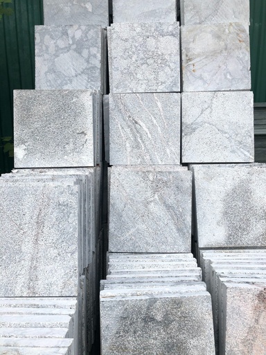 Đá Băm Ghi Sáng 150x150 mm