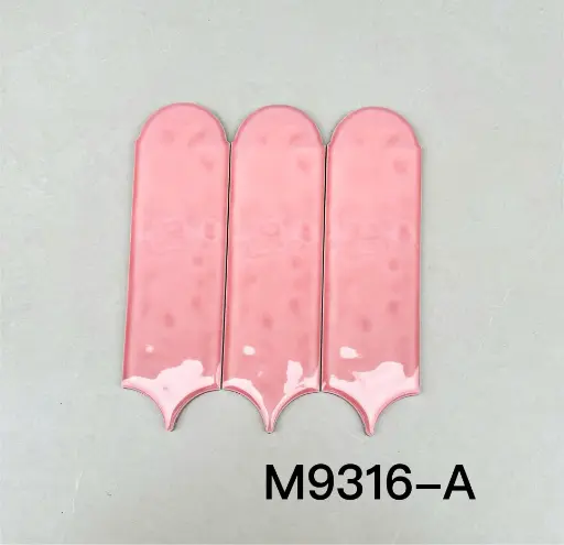 [M9316-A] Gạch lông vũ màu hồng nhạt bóng KT 90x308mm M9316-A